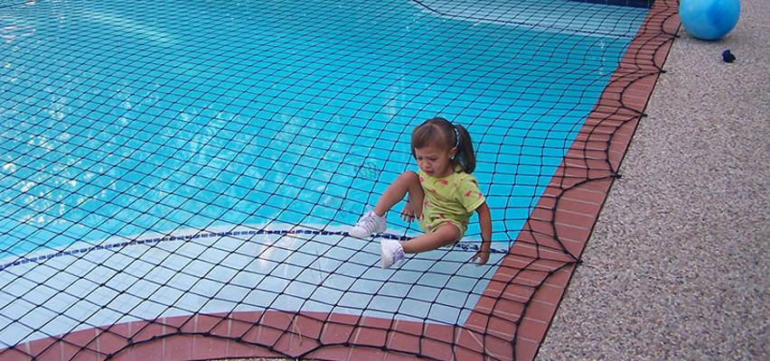 Swimming Pool Safety Nets Installation